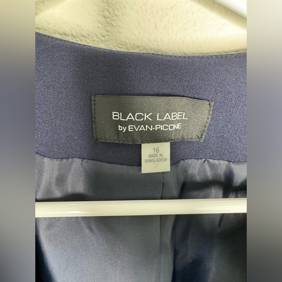 Black Label by Evan-Picone Navy Blue Jacket - Picture 2 of 4